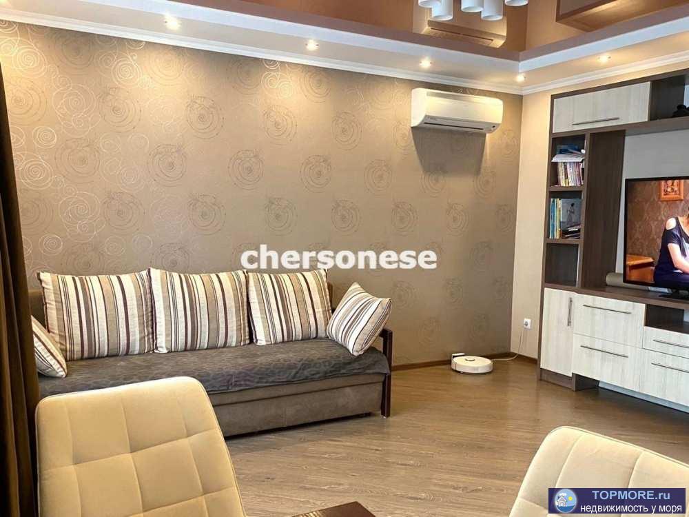 Предлагается к продаже трехкомнатная  квартира по ул. Колобова 18. Гагаринский район.   Продается светлая и  уютная... - 2