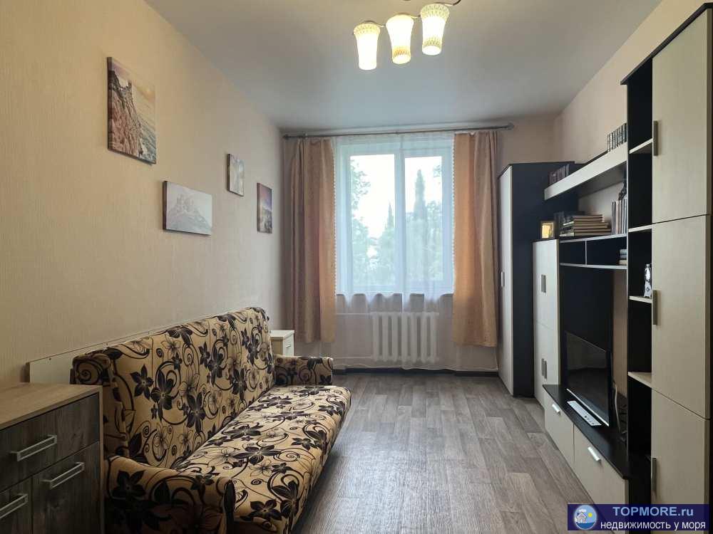 Продается двухкомнатная квартира в центре Севастополя на Генерала Петрова, 16. Квартира расположена на 3-м этаже /... - 1