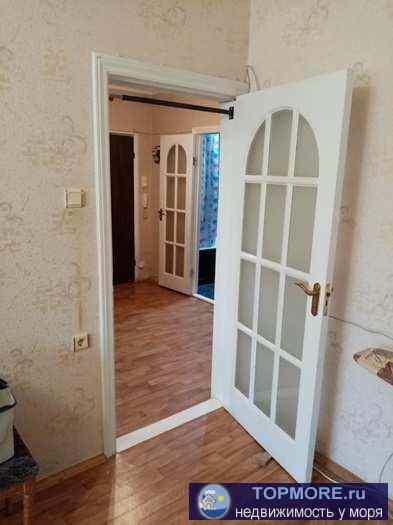 Сдается на длительный период крупногабаритная 2-х комнатная квартира в Нахимовском районе г. Севастополя. Первый...