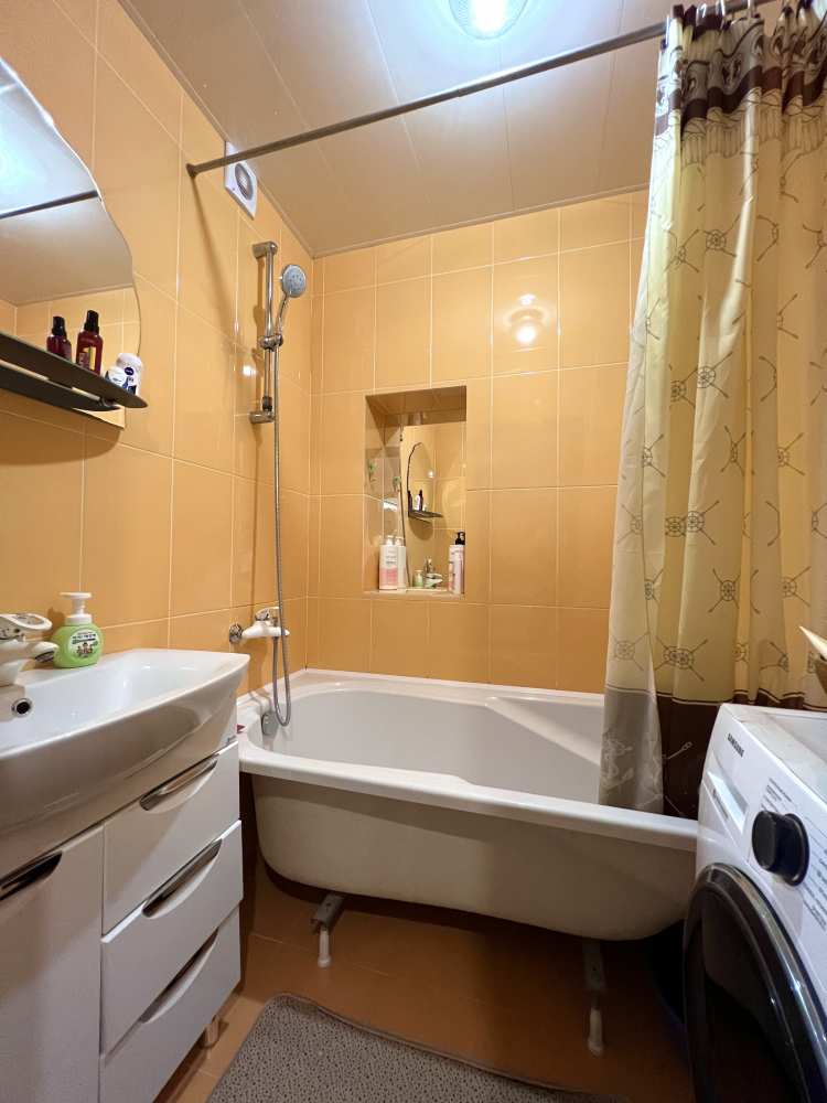 Продажа / Квартиры, Севастополь, Косарева Александра улица, 11 500 000 р. Продается трёхкомнатная квартира на улице Александра Косарева, 2, Гагаринский район, г. Севастополь. Общая площадь... - 14