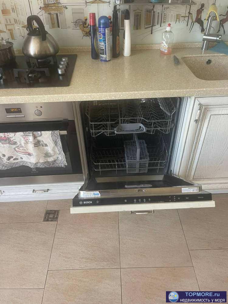 Лот № 181248. Продается шикарная просторная трехкомнатная квартира в доме на набережной реки Псезуапсе. Площадь 100 м... - 2