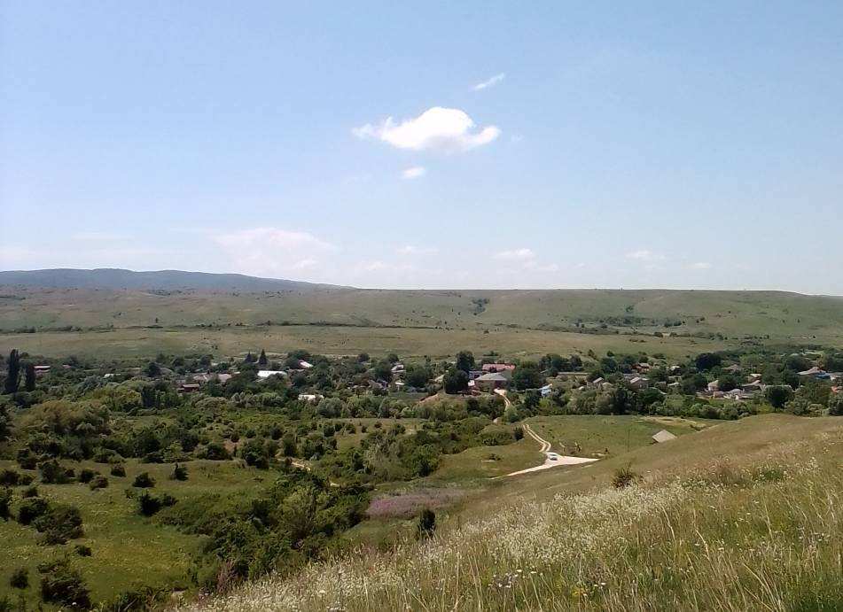 Продается жилой дом в заповедной части Крыма ,недалеко от Белой Скалы , в с. Лечебное (Катырша Сарай)  Белогорского... - 9