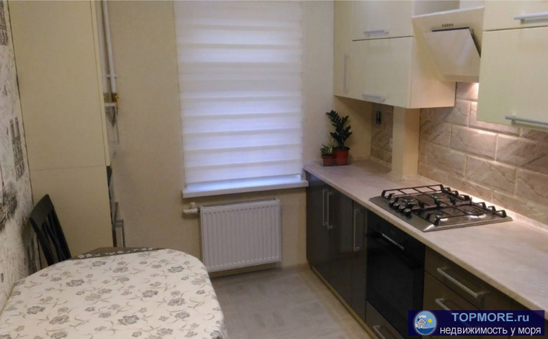 Сдаётся светлая просторная квартира в Гагаринском районе, по ул.Комбрига Потапова.   Две большие раздельные комнаты....