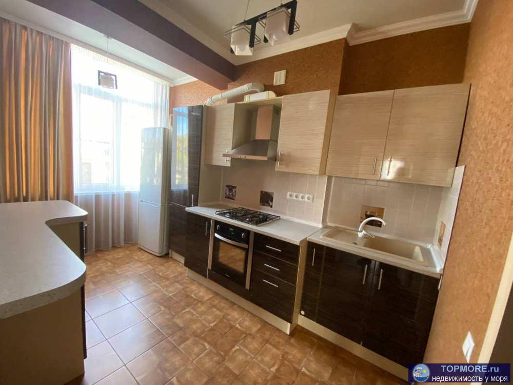 Продажа / Квартиры, Сочи, Лесная улица, 13 000 000 р. Лот № 182239. Продаётся уютная двухкомнатная квартира с современным ремонтом и мебелью в Адлере, на улице Блиново....