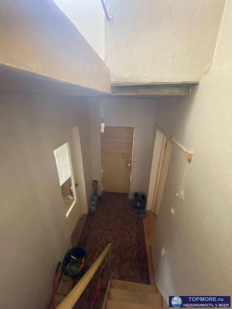 Лот № 179013. В продаже двухэтажный дом, состоящий из 5 комнат. Свет, вода (центральные сети). Площадь участка - 5.7... - 2