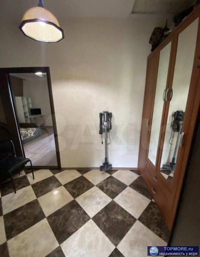 Продажа / Дома и коттеджи, Сочи, Николаевская улица, 26 500 000 р. Лот № 178665. Предлагается к продаже большой дом в тихом месте. В доме могут проживать три семьи, есть два разных... - 2