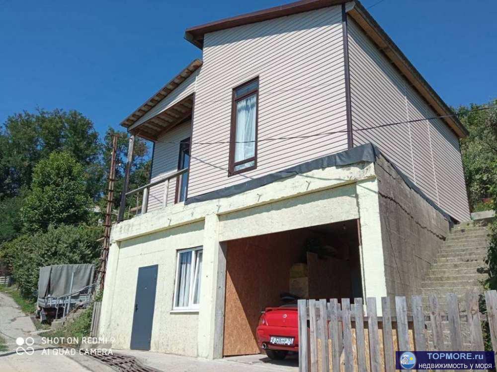 Лот № 177544. Продаётся современный дом 2017 года постройки на участке 3.2 сотки в живописном месте Сочи. На нижнем...