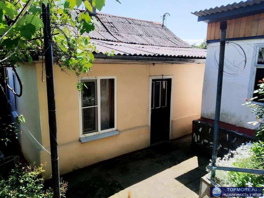 Продажа / Дома и коттеджи, Сочи, улица Декабристов, 13 300 000 р. Лот № 177279. Продаётся красивый дом в собственности с удобным расположением всего в 150 метрах от моря (5-7 минут...