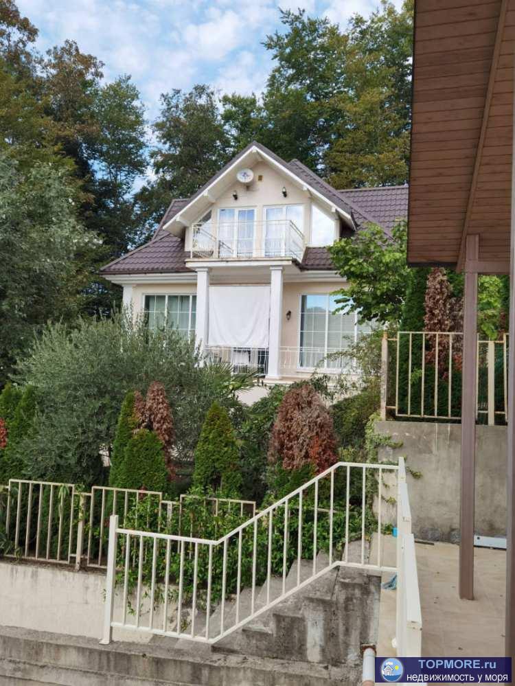 Лот № 176605. В продаже Дом площадью 164м² 2 этажа  На участке 9.5 соток  Так же на участке есть гостевой дом...