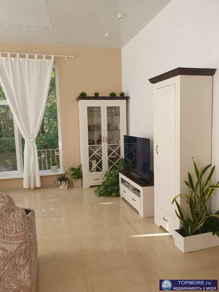 Лот № 176605. В продаже Дом площадью 164м² 2 этажа  На участке 9.5 соток  Так же на участке есть гостевой дом... - 2