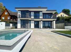 Лот № 177867. Продается домовладение  в Центральном районе с...