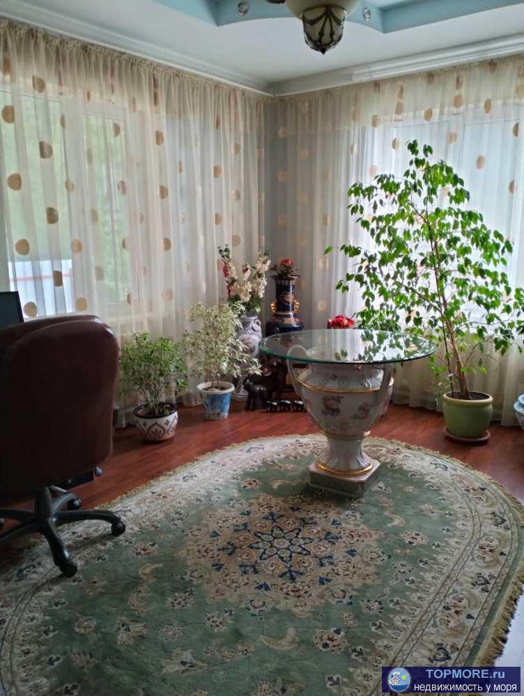 Лот № 177847. Продаётся гостевой дом в Лазаревском районе общей площадью 520 кв.м. 4-этажа. Два этажа гостевой дом на... - 2