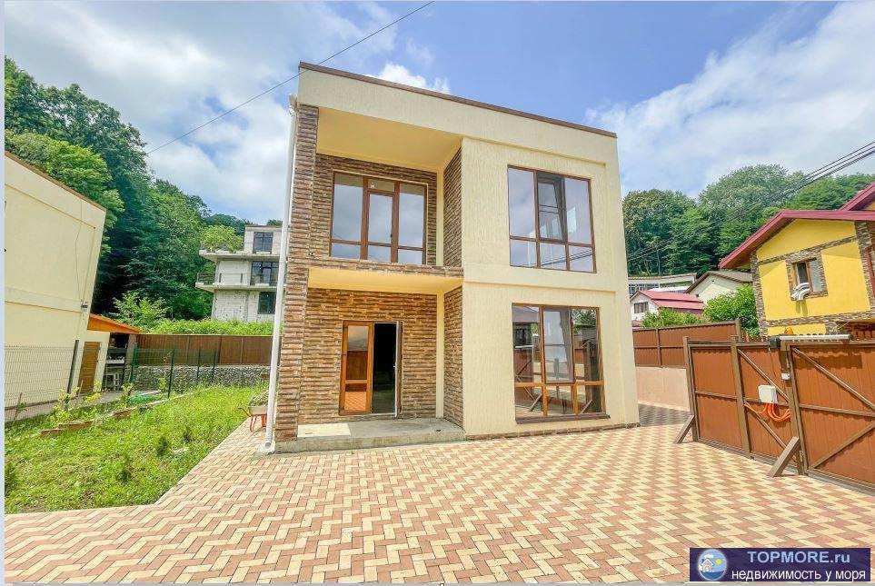 Лот № 176331. кп Охотник - состоит из 2-х домов с современной архитектурой в стиле  с использованием качественных...