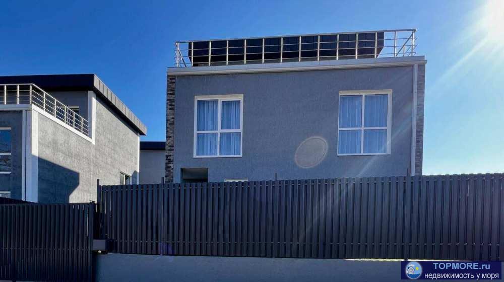 Лот № 175833. Площадь дома 227 кв м, площадь земли 2.5 сотки.Дом монолитный с газоблоковым заполнением.  В доме...