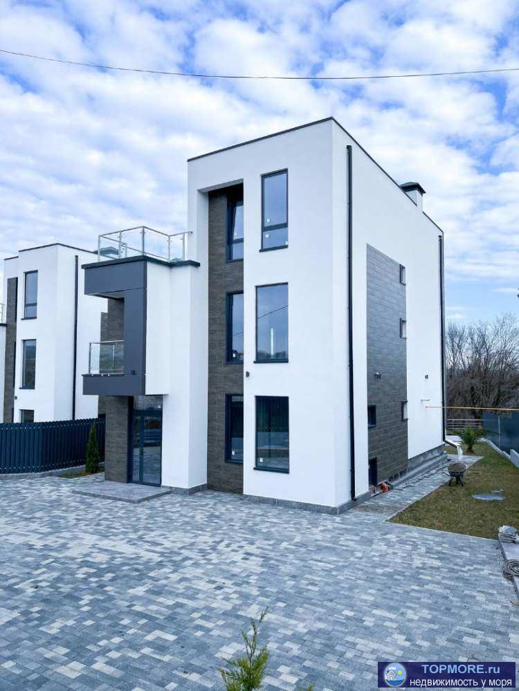 Продажа / Дома и коттеджи, Сочи, улица Славы, 50 000 000 р. Лот № 175755. Коттеджный поселок Мамайский перевал расположен в живописном месте на пересечении улицы Сергей-Поле и... - 1
