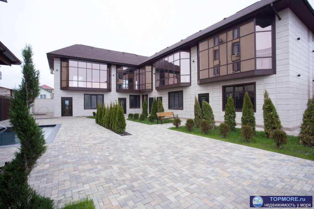 Лот № 175388. Продаю таунхаус в Сириусе, Адлер. Общая площадь - 110 кв.м., 2-этажный под отделку, плюс мансарда 30...