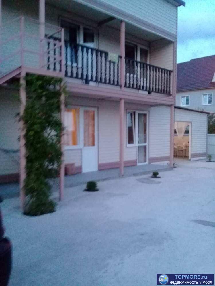 Лот № 175357. Продается полдома в прекрасном месте недалеко от самого чистого моря. Пол дома площадью 125м2...