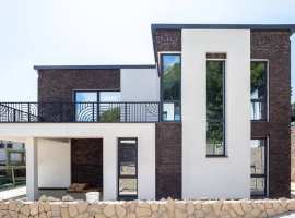 Лот № 174635. Продается жилой дом в центре Адлера.Расположен в...