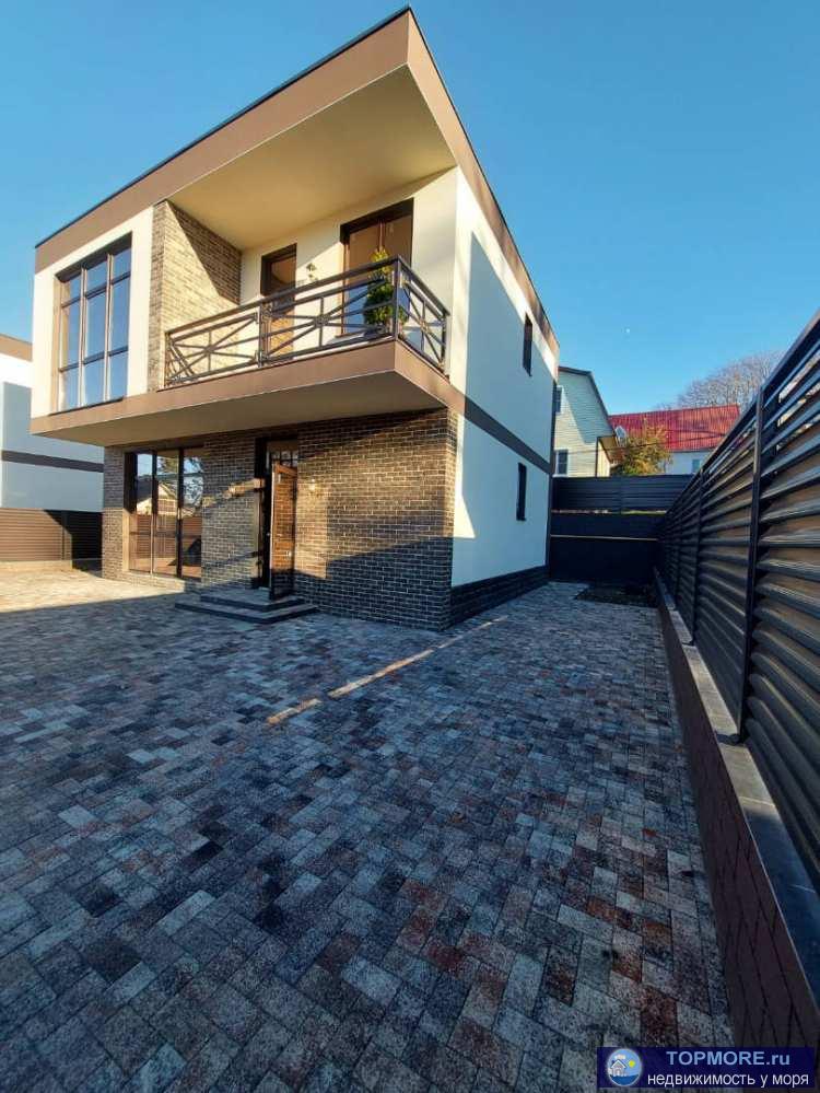 Лот № 174466. Продам дом! Дом расположен в Дагомысе недалеко от центральной дороги. Дом в стиле хайтек , все...