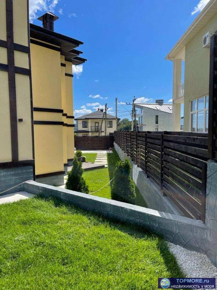 Продажа / Дома и коттеджи, Сочи, Владимировская улица, 22 000 000 р. Лот № 172322. Жилой дом 163 кв.м. Участок 5,2 сотки. Автоматические ворота, центральное водоснабжение,... - 1
