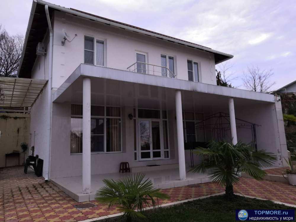 Лот № 171873. Дом находится в п. Совет-Квадже. Этажность: 2 Комнат: 5Земельный участок 6 соток.Коммуникации:...