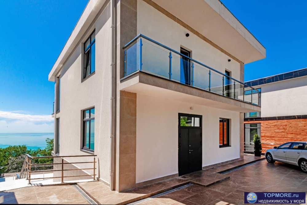 Лот № 170253.        Продается премиальный и добротный   коттедж, в которой есть абсолютно всё для жизни, полной... - 1