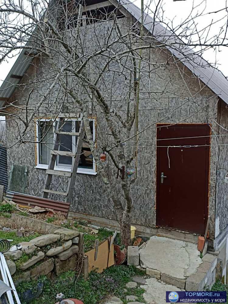 Лот № 168239. Продается 2-х этажный дом 60 м2 на участке 5 соток.1-ый этаж ванная и кухня, 2-ой этаж 2 комнаты и...