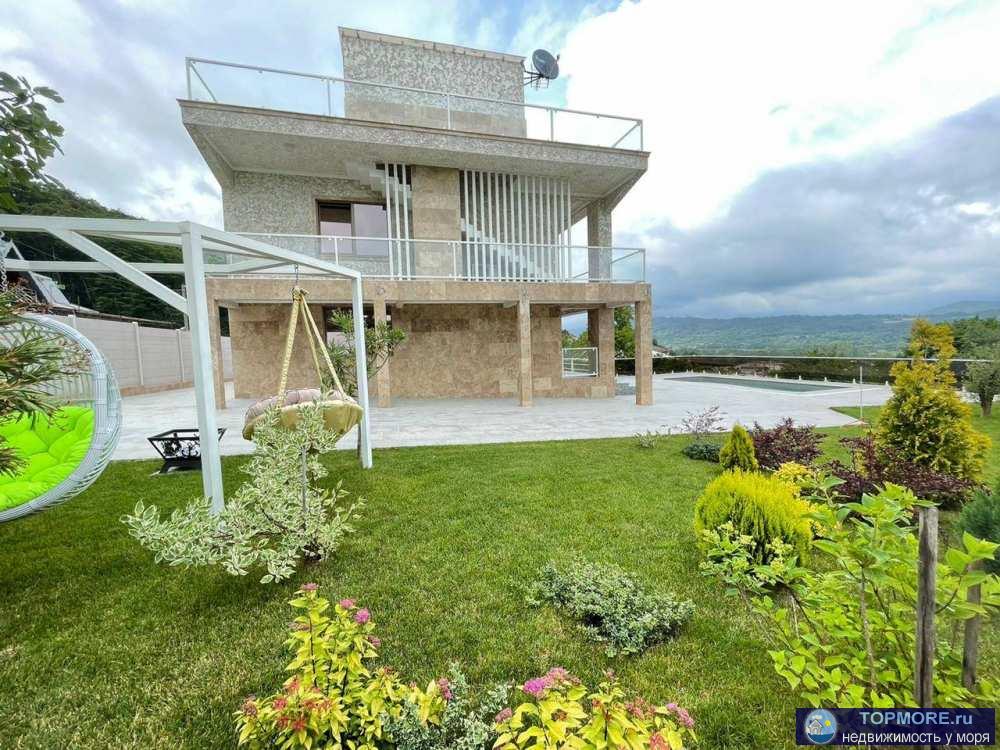 Лот № 165622. В продаже дом площадью 280 м2 + эксплуатируемая кровля 140 м2 с летней кухней, баром, обеденной и... - 1