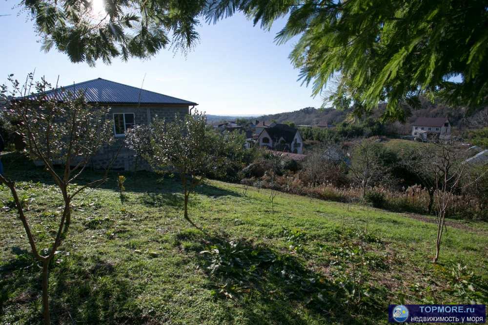 Лот № 165439. Капитальный 2-х этажный дом с Видом на море!  Построен из монолитной конструкции, заполнение керамзит...