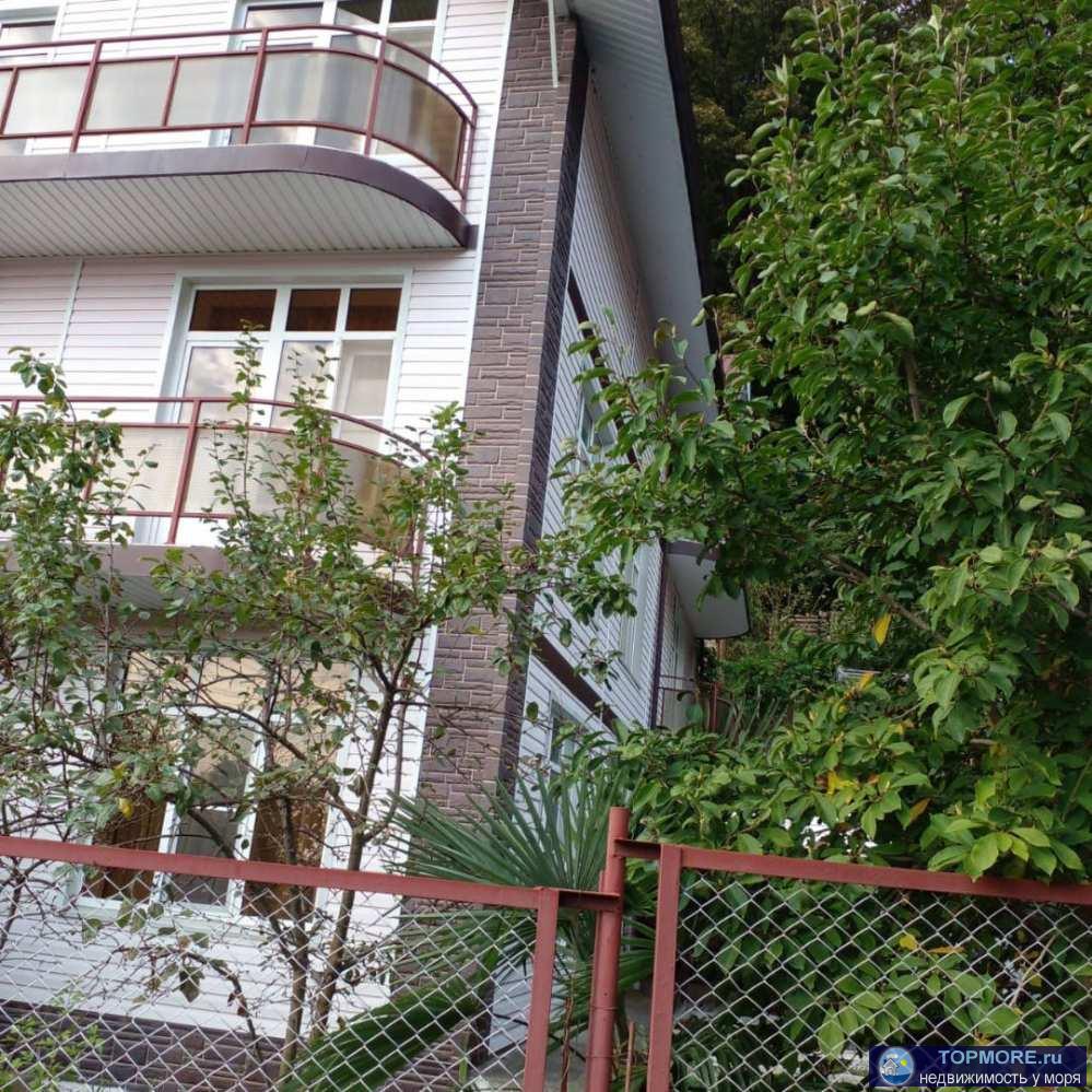 Продажа / Дома и коттеджи, Сочи, СТ Весна, 22 000 000 р. Лот № 164897. Продается дом 3 -этажный. Общей площадью 367м. На первом этаже- 1 комната, кухня столовая,санузел. 2-... - 2