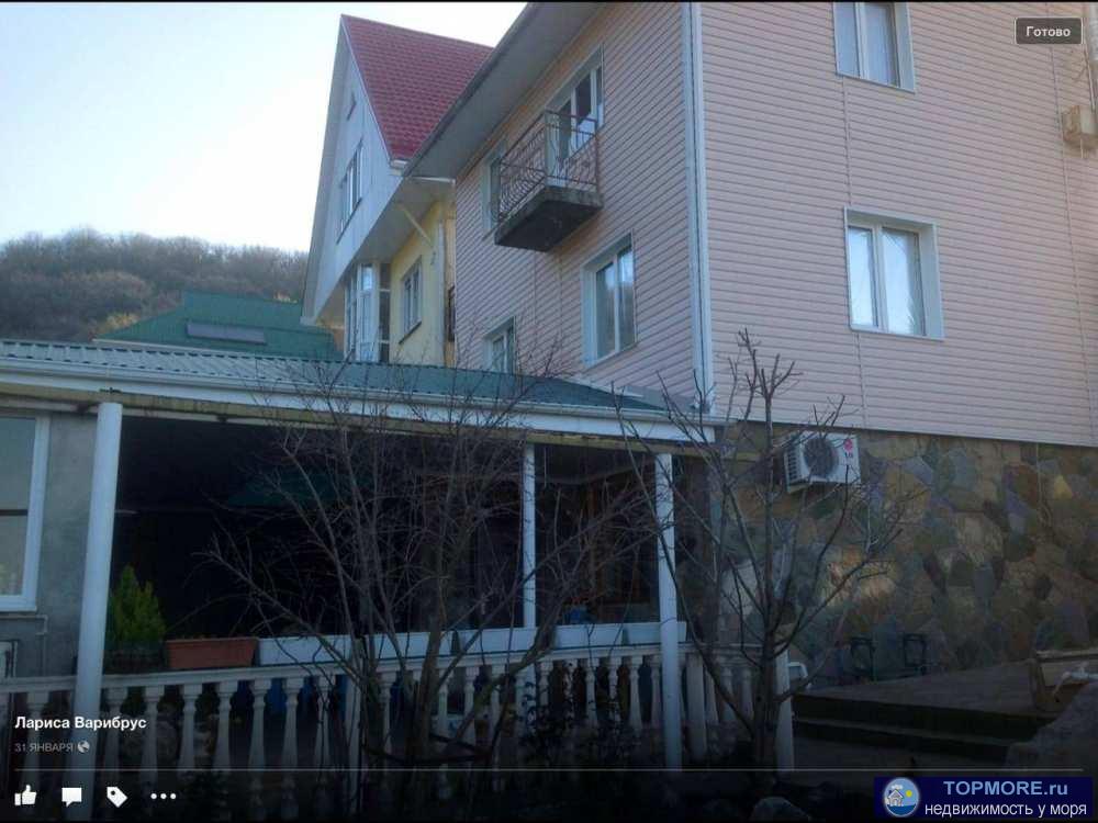 Продажа / Дома и коттеджи, Сочи, Станичная улица, 23 000 000 р. Лот № 164509. Продаю отличный дом в Сочи, пос. Лазаревское в зеленом районе рядом с горами. Общая площадь дома - 220...