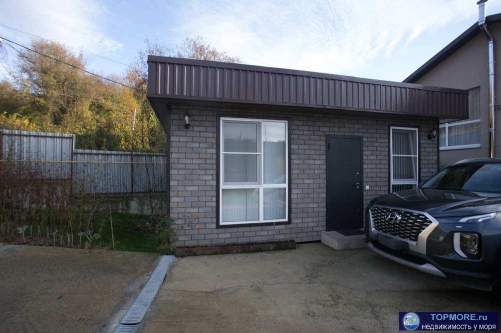 Лот № 164402. Дом в тихом уютном месте! Нет самолетов, нет поездов!  На первом этаже 2 спальни, кухня гостиная,... - 2