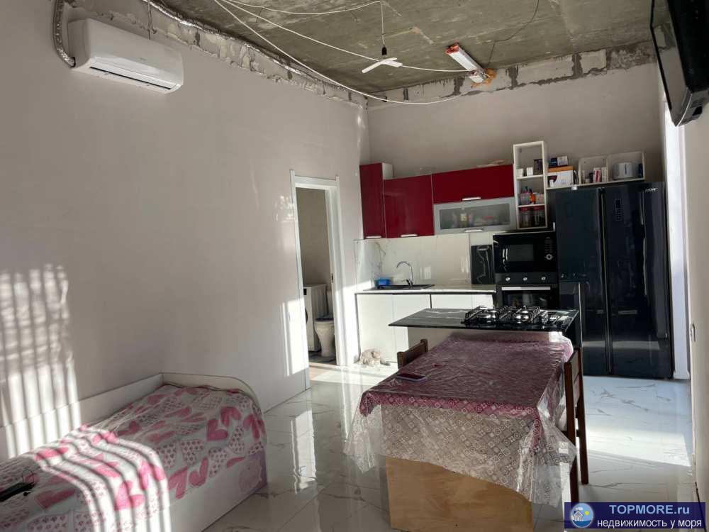 Лот № 163737. Земельный участок 3.1 сотки с домом 90 м.кв.  Участок ровный, в минуте ходьбы от входа в дендропарк...