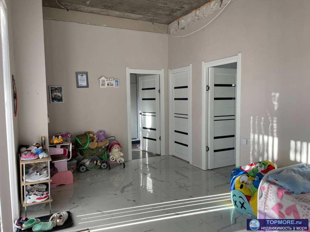 Лот № 163737. Земельный участок 3.1 сотки с домом 90 м.кв.  Участок ровный, в минуте ходьбы от входа в дендропарк... - 1