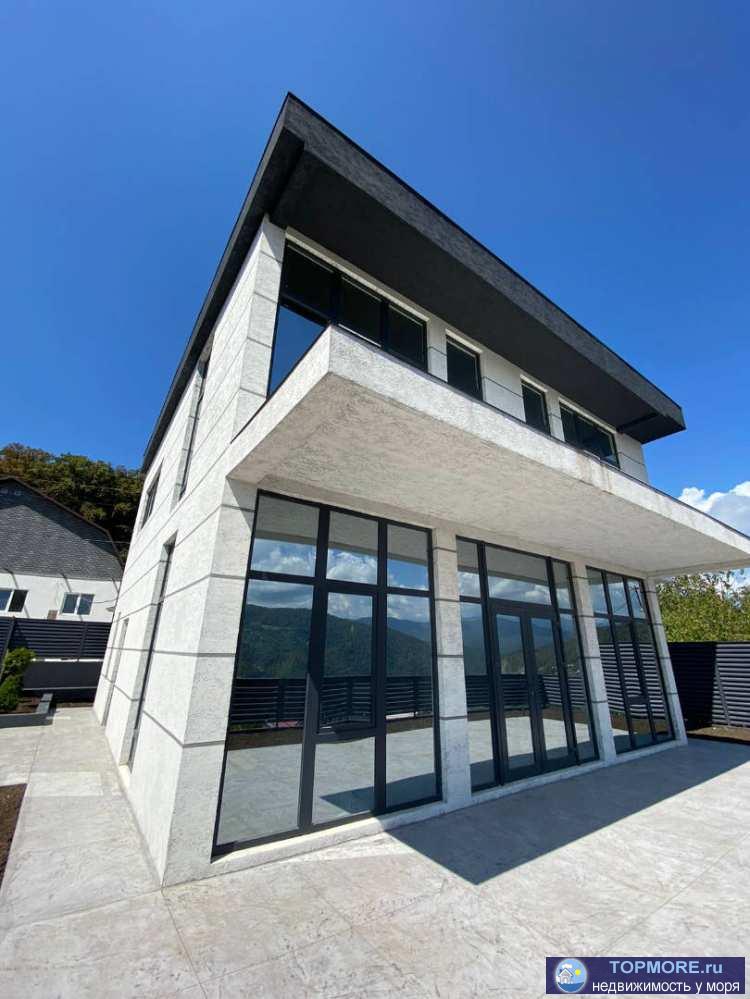 Лот № 163209. Дом площадью 200 кв.м расположен на просторном участке площадью 5 соток и имеет потрясающий вид на... - 1