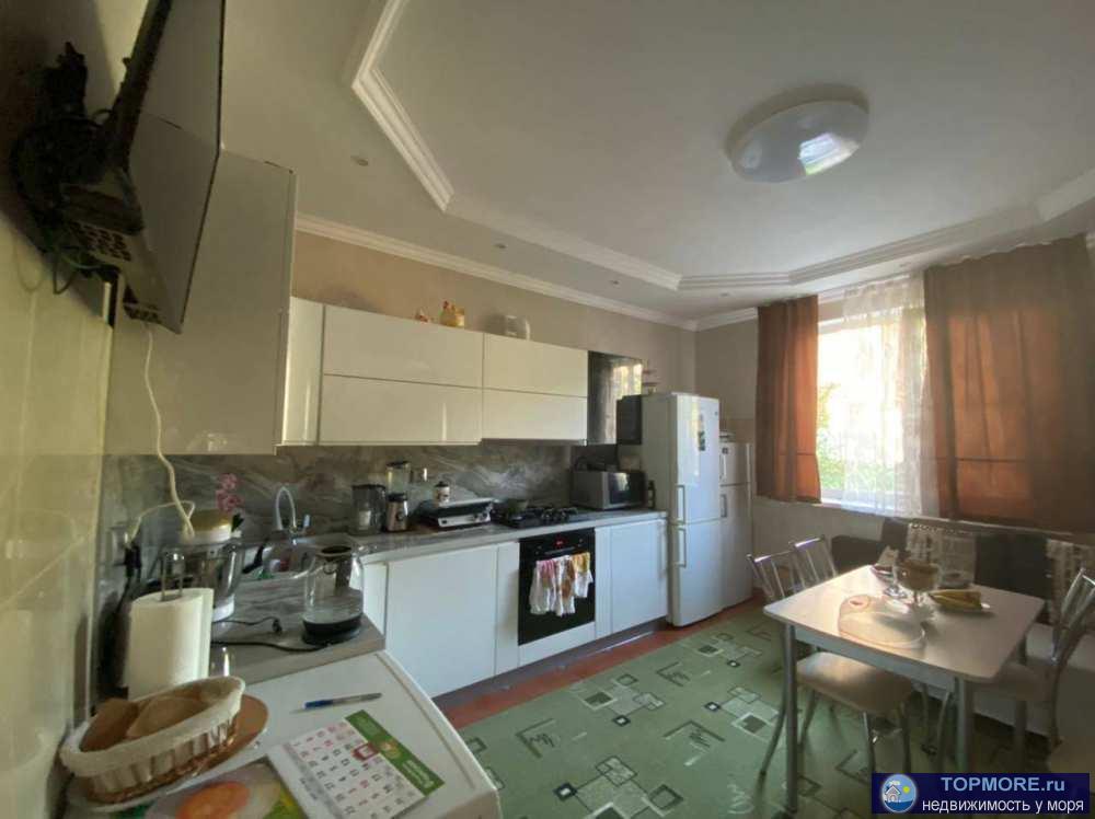 Лот № 158630. Продаётся дом в центре Лазаревского.  Самое удачное расположение: живописное место у горной реки... - 2