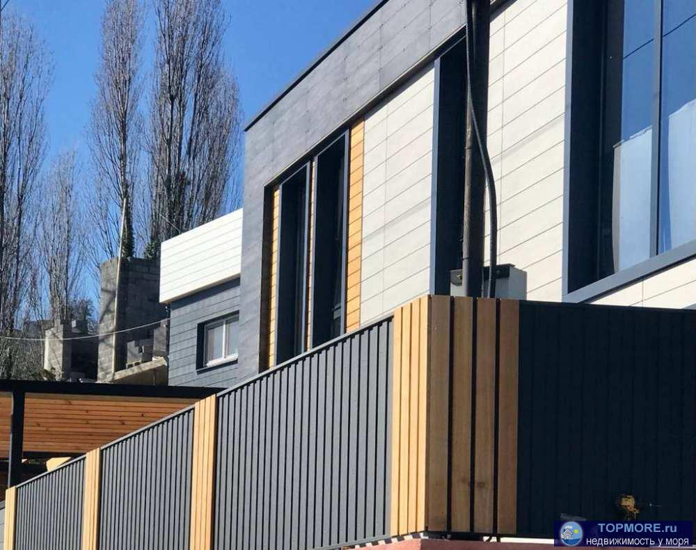 Лот № 155953.     Предлается к продаже компактный и современный дом в с. Высокое. Дом с новой мебелью и бытовой... - 1