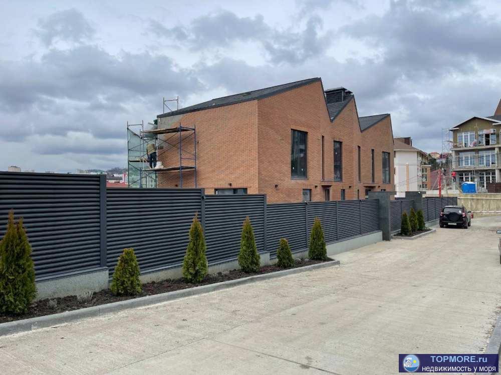 Лот № 155642. В продаже таун-хаус. Площадь 200 кв.м. 2 этажа плюс цокольный этаж, в котором расположен кинотеатр,... - 2