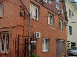 Лот № 155355. Продаю два гостевых дома на первой береговой линии в...