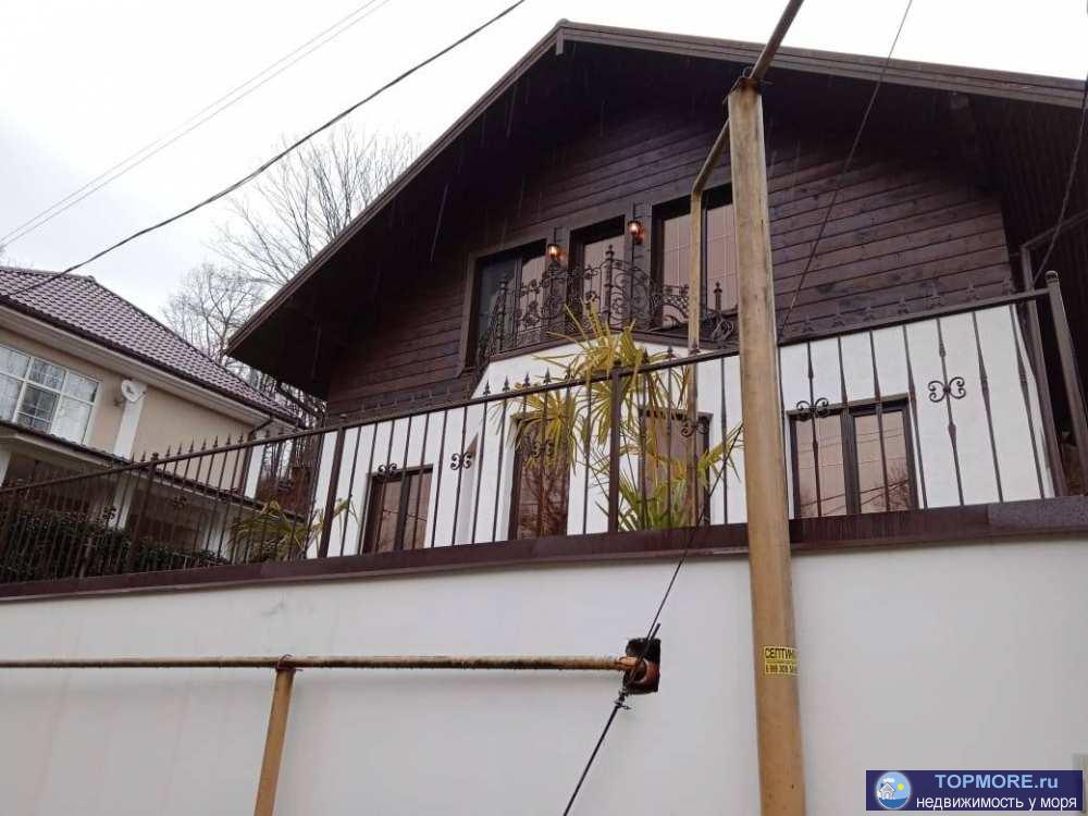 Лот № 153882. Продаю дом на Мацесте .  Дом 2х этажный, есть гараж. В доме выполнен хороший ремонт, мебель частично... - 1