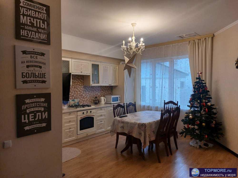 Продажа / Дома и коттеджи, Сочи, улица Тормахова, 15 300 000 р. Лот № 153409. Продается 2 комнатная квартира в частном доме, 70 кв.м. На земельном участке 2е сотки. Отдельный вход и...