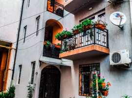 Лот № 152847. Срочно продам дом в самом, самом центре Адлера рядом...