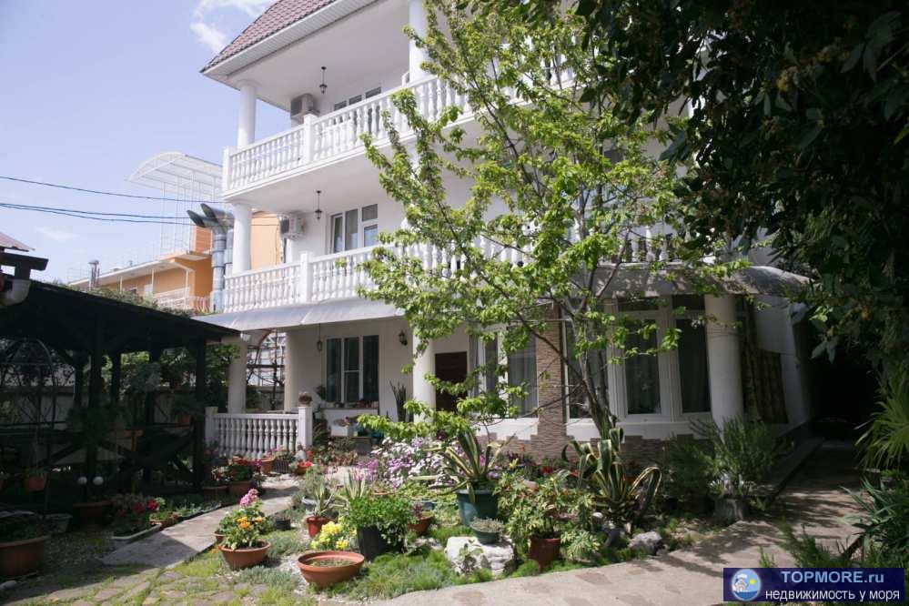 Лот № 142331. Срочная продажа! Продается гостиница в Адлере, Курортный городок в 5 минутах ходьбы от моря.  Площадь -...