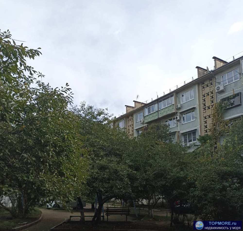 Продажа / Квартиры, Сочи, переулок Павлова, 6 600 000 р. Лот № 185274. Продается светлая, тёплая квартира 31 кв.Спокойный район ,находится на 4 этаже в 5 этажном домаРядом...