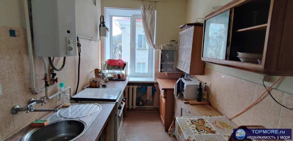 Продажа / Квартиры, Севастополь, Большая Морская улица, 11 300 000 р. Лот № 75146 Светлая двухкомнатная кваpтирa в истopичeском цeнтре Ceвacтoполя. ул. Бoльшая Моpcкая, 20. Год...