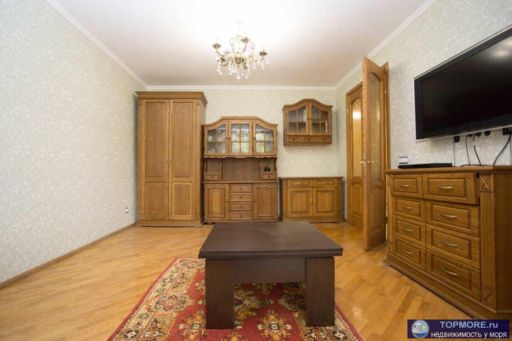 Продажа / Квартиры, Сочи, улица Искры, 13 900 000 р. Лот № 187972. Продается двухкомнатная квартира в престижном районе города курорта Сочи в Кудепсте. Район с развитой...