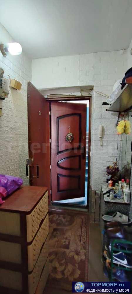 Однокомнатная квартира на третьем этаже.  Гагаринский район.  Через дорогу ТЦ Апельсин.  Хорошая шумоизоляция.... - 2