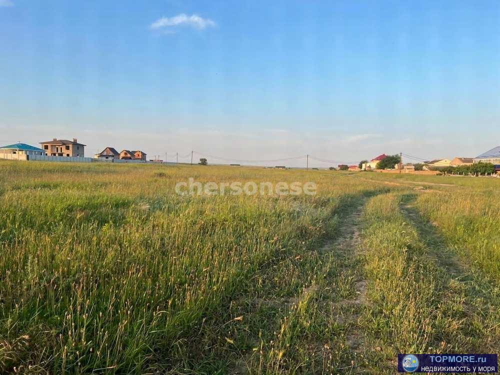 Объект № 75334  Продается ровный земельный участок 6 сот назначение ИЖС, в 400 м от моря.  Коммуникации все по... - 1