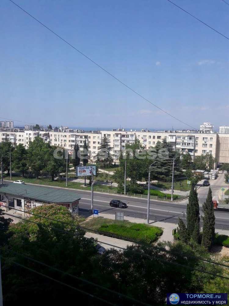 Объект № 75341  Предлагаем к продаже видовую квартиру на проспекте Октябрьской Революции!  В квартире выполнен... - 1