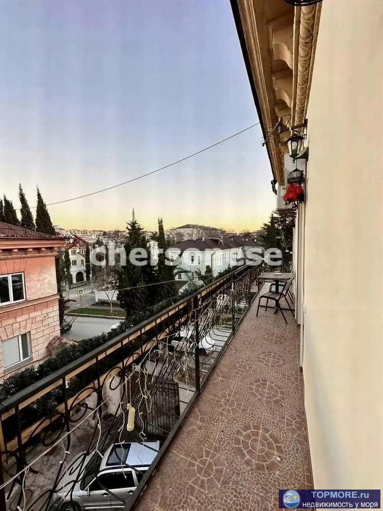 Предлагаем к продаже отличную трехкомнатную квартиру в центре города!  Прекрасная квартира с евроремонтом.  Имеет 3... - 1